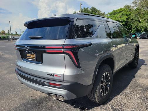 Sterling Gray Metallic 2026 Chevrolet Traverse AWD Z71