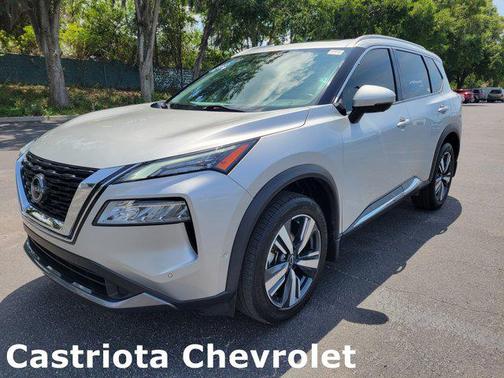 Brilliant Silver Metallic 2023 Nissan Rogue SL