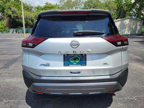 Brilliant Silver Metallic 2023 Nissan Rogue SL