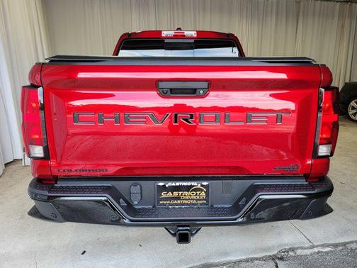 2025 Chevrolet Colorado WT