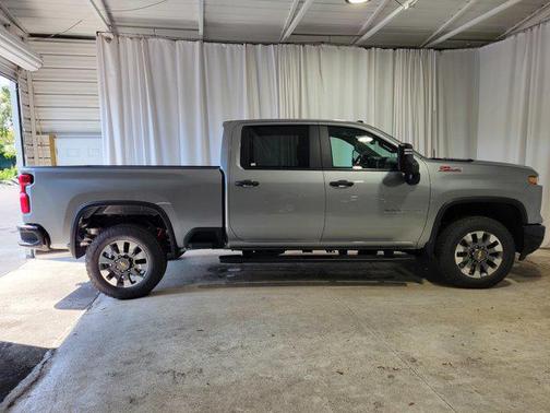 2025 Chevrolet Silverado 2500 Custom