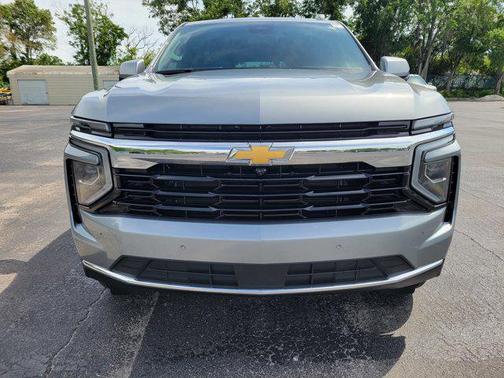 Sterling Gray Metallic 2026 Chevrolet Suburban LS
