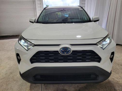 2019 Toyota RAV4 Hybrid XLE