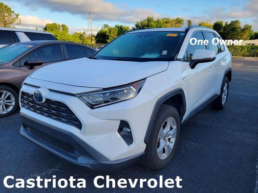 2019 Toyota RAV4 Hybrid XLE