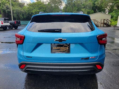 Marina Blue Metallic 2026 Chevrolet Trax FWD 2RS