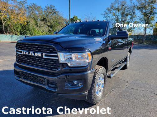 2022 RAM 2500 Big Horn Crew Cab 4x4 6'4' Box