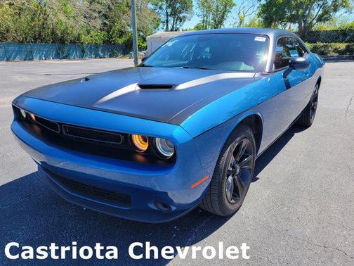 2023 Dodge Challenger SXT