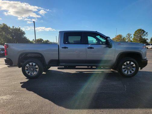 2026 Chevrolet Silverado 2500 Custom