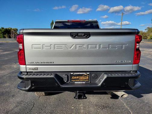 2026 Chevrolet Silverado 2500 Custom