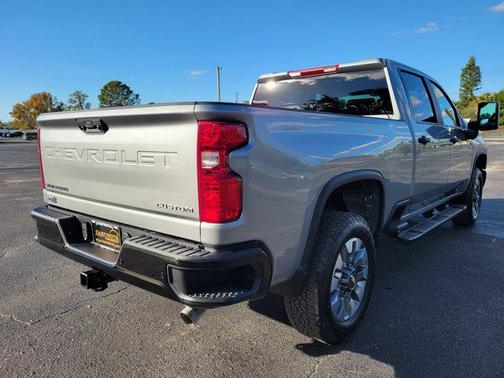 2026 Chevrolet Silverado 2500 Custom