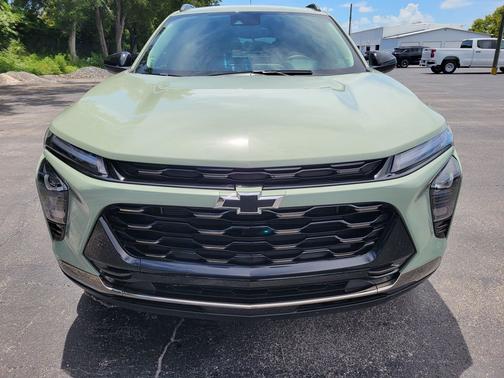 Cacti Green 2025 Chevrolet Trax FWD ACTIV