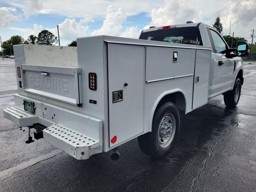 Oxford White 2022 Ford F-250 XL