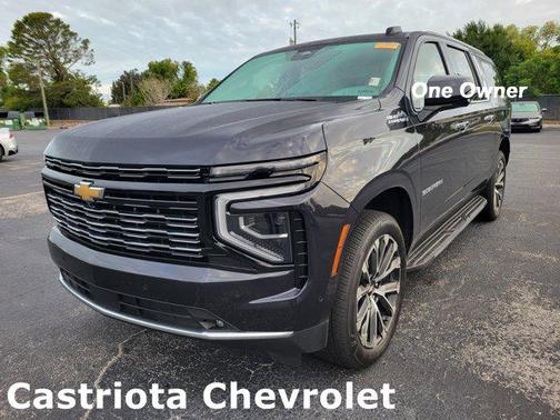 Dark Ash Metallic 2025 Chevrolet Suburban 2WD High Country