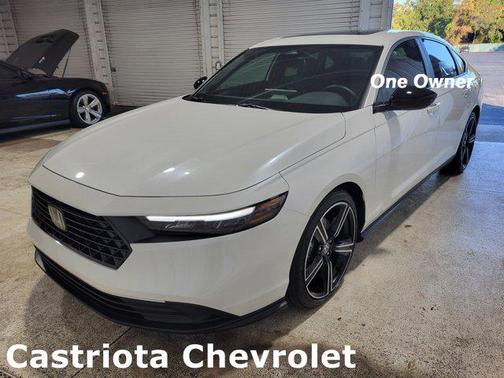 2025 Honda Accord Hybrid Base