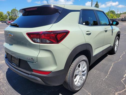 Cacti Green 2026 Chevrolet Trailblazer LS