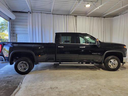 2022 Chevrolet Silverado 3500 LTZ