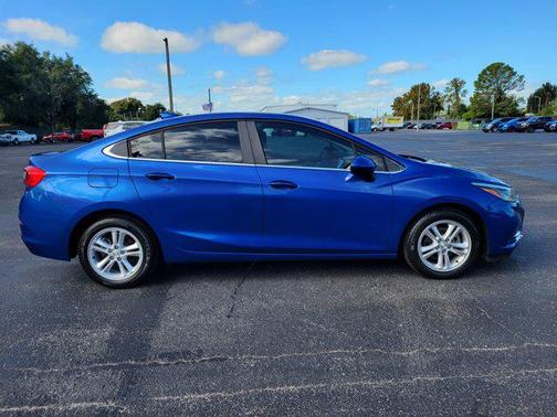2016 Chevrolet Cruze LT Auto