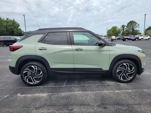 Cacti Green 2024 Chevrolet Trailblazer RS