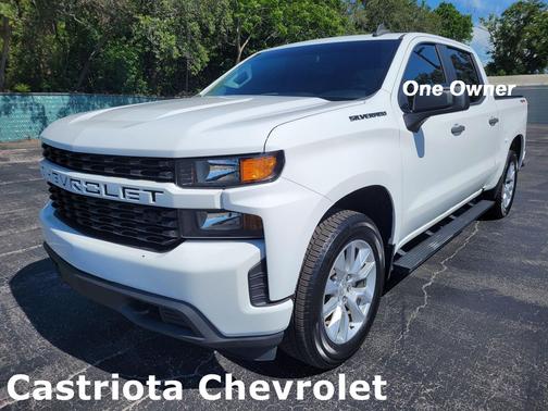 Summit White 2020 Chevrolet Silverado 1500 Custom