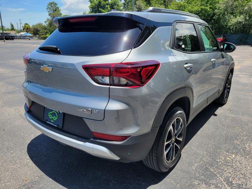 Sterling Gray Metallic 2024 Chevrolet Trailblazer LT