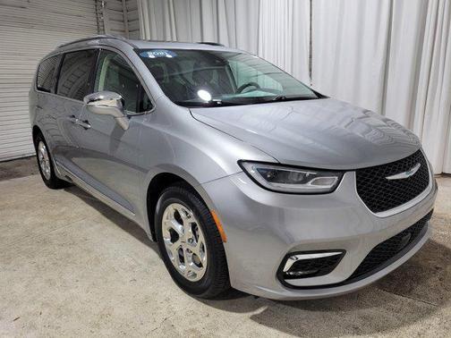 2021 Chrysler Pacifica Hybrid Limited