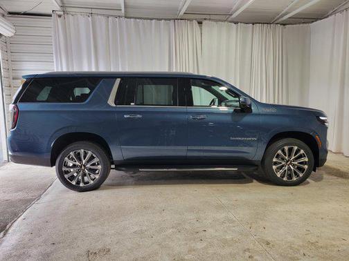 2025 Chevrolet Suburban 2WD High Country