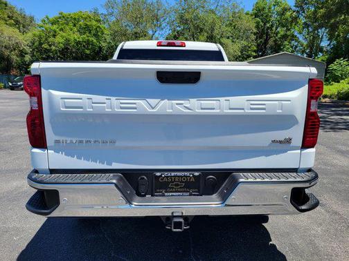 Summit White 2026 Chevrolet Silverado 1500 WT