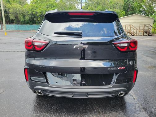 Mosaic Black Metallic 2026 Chevrolet Trailblazer RS