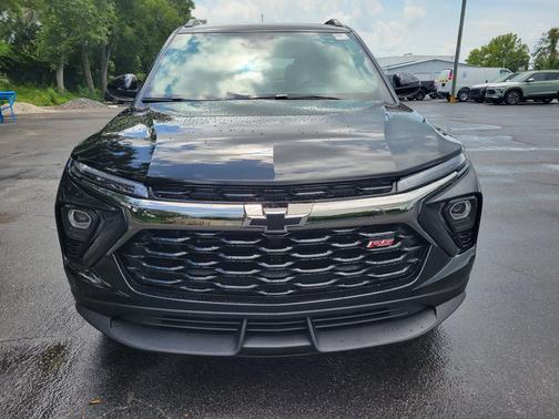 Mosaic Black Metallic 2026 Chevrolet Trailblazer RS