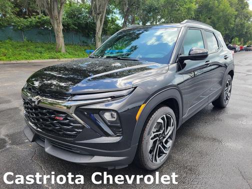 Mosaic Black Metallic 2026 Chevrolet Trailblazer RS