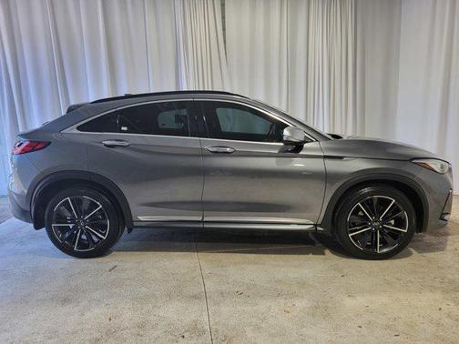 2022 INFINITI QX55 LUXE