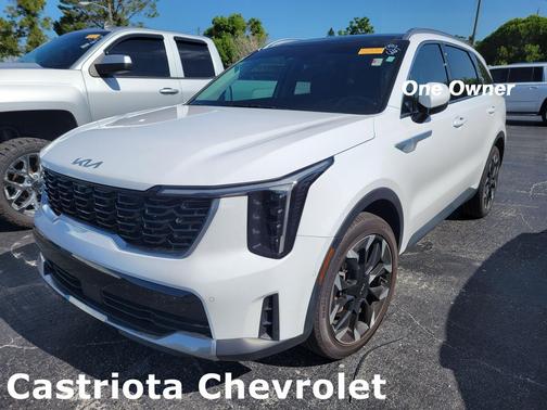 Glacial White Pearl 2024 Kia Sorento SX