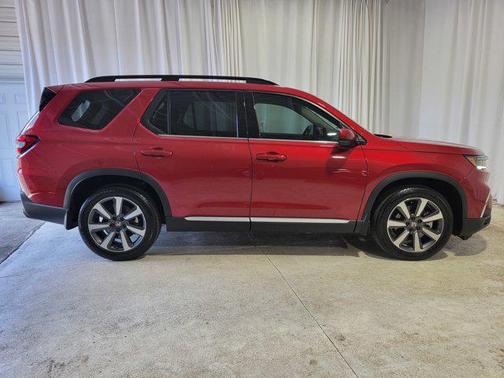 2024 Honda Pilot Touring 8-Passenger