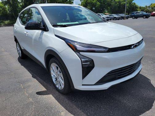 Summit White 2027 Chevrolet Bolt LT