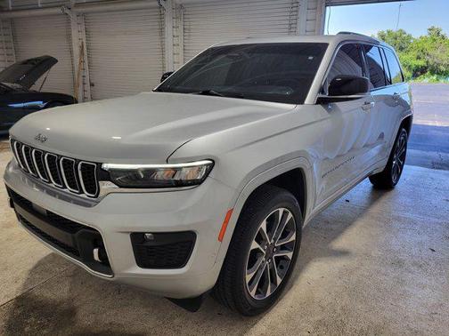 2023 Jeep Grand Cherokee Overland