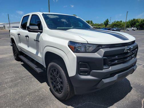 Summit White 2026 Chevrolet Colorado WT