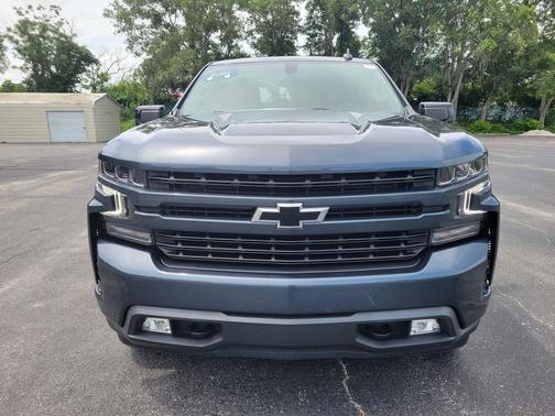 Shadow Gray Metallic 2021 Chevrolet Silverado 1500 RST