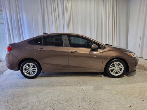 2019 Chevrolet Cruze LS