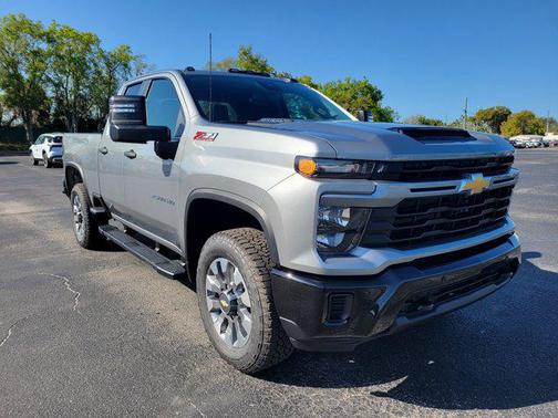 2026 Chevrolet Silverado 2500 Custom