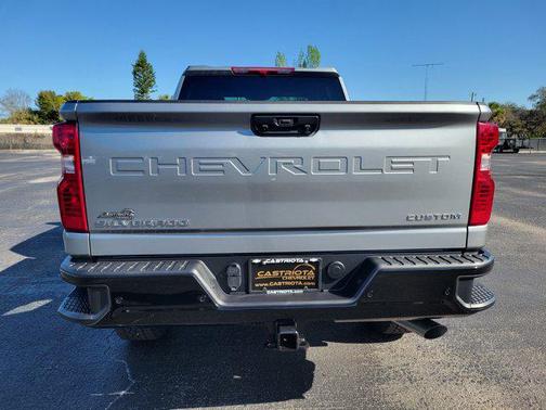 2026 Chevrolet Silverado 2500 Custom