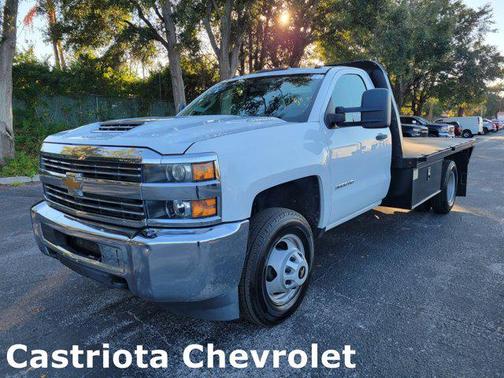 2017 Chevrolet Silverado 3500 WT