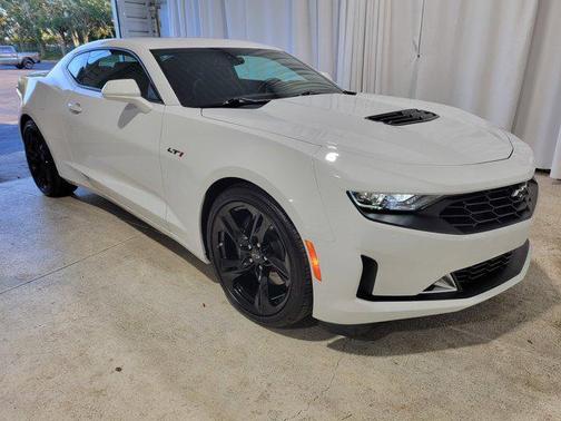 2022 Chevrolet Camaro RWD Coupe LT1