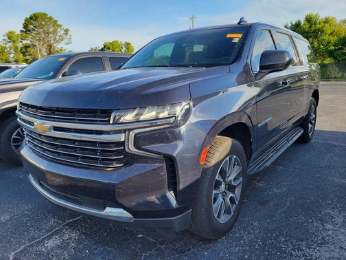 Midnight Blue Metallic 2021 Chevrolet Suburban LT