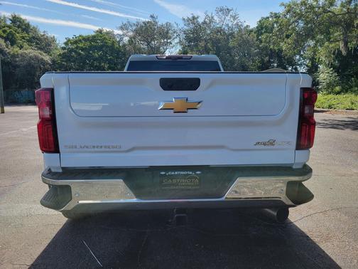 Summit White 2026 Chevrolet Silverado 3500 LTZ