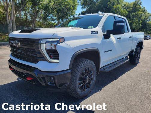 Summit White 2026 Chevrolet Silverado 3500 LTZ