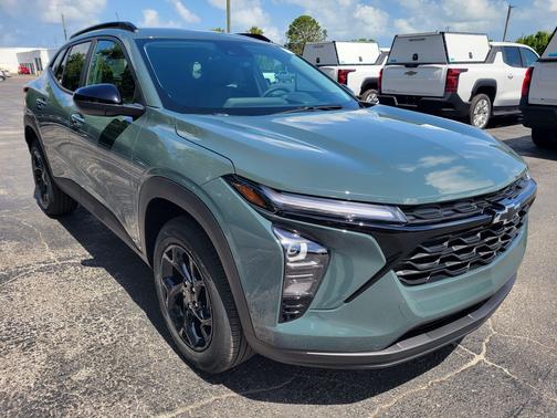 Cypress Gray 2026 Chevrolet Trax LT