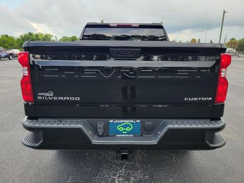 Black 2022 Chevrolet Silverado 1500 Custom