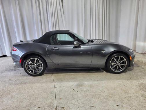 2022 Mazda MX-5 Miata Grand Touring