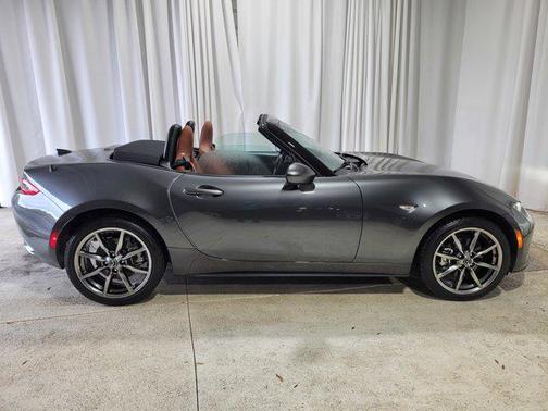 2022 Mazda MX-5 Miata Grand Touring