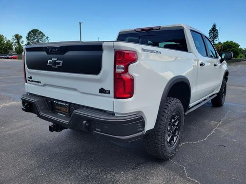 Summit White 2026 Chevrolet Silverado 1500 ZR2